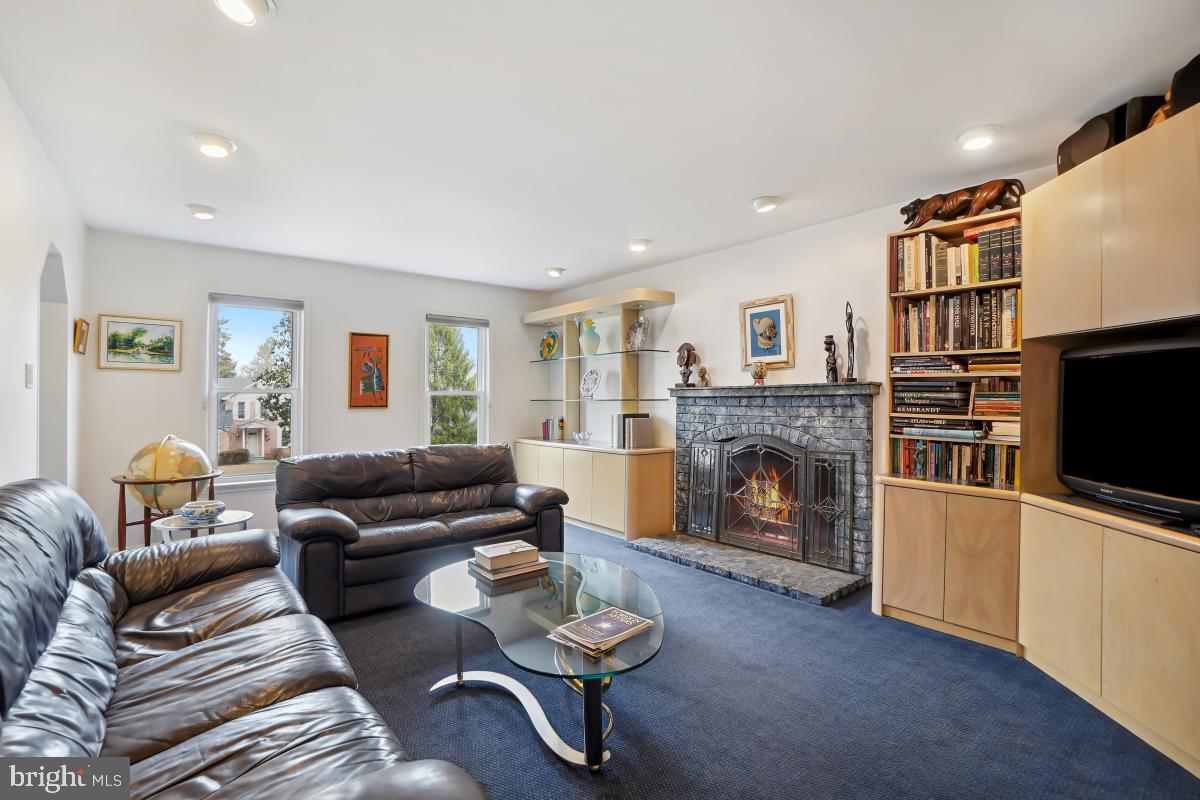 WILLERBURN ACRES - Residential