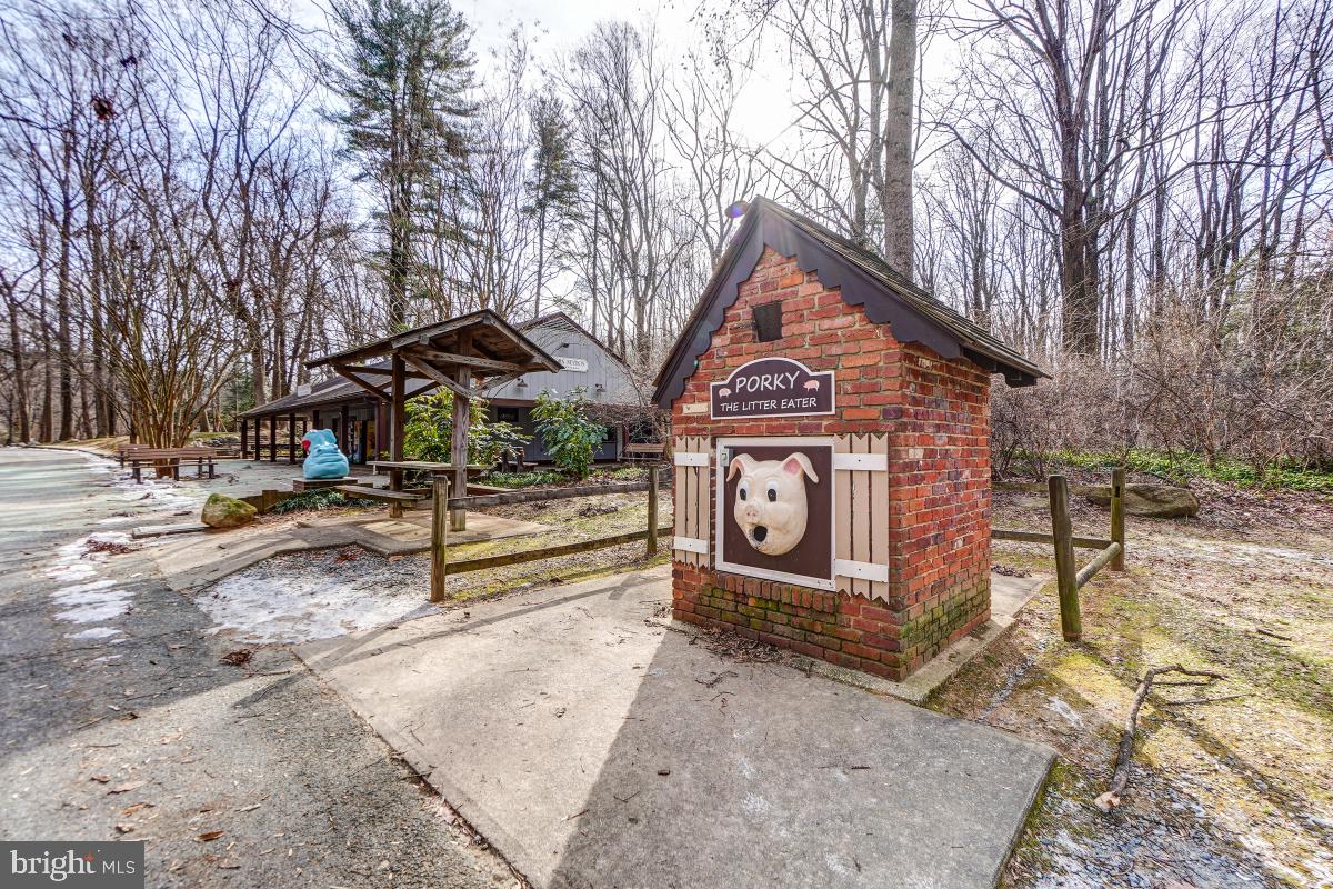 WILLERBURN ACRES - Residential