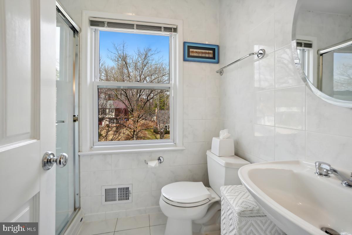 WILLERBURN ACRES - Residential