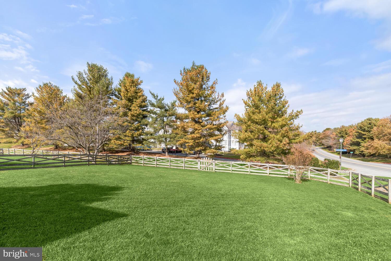 OAKS OF HARFORD - Residential