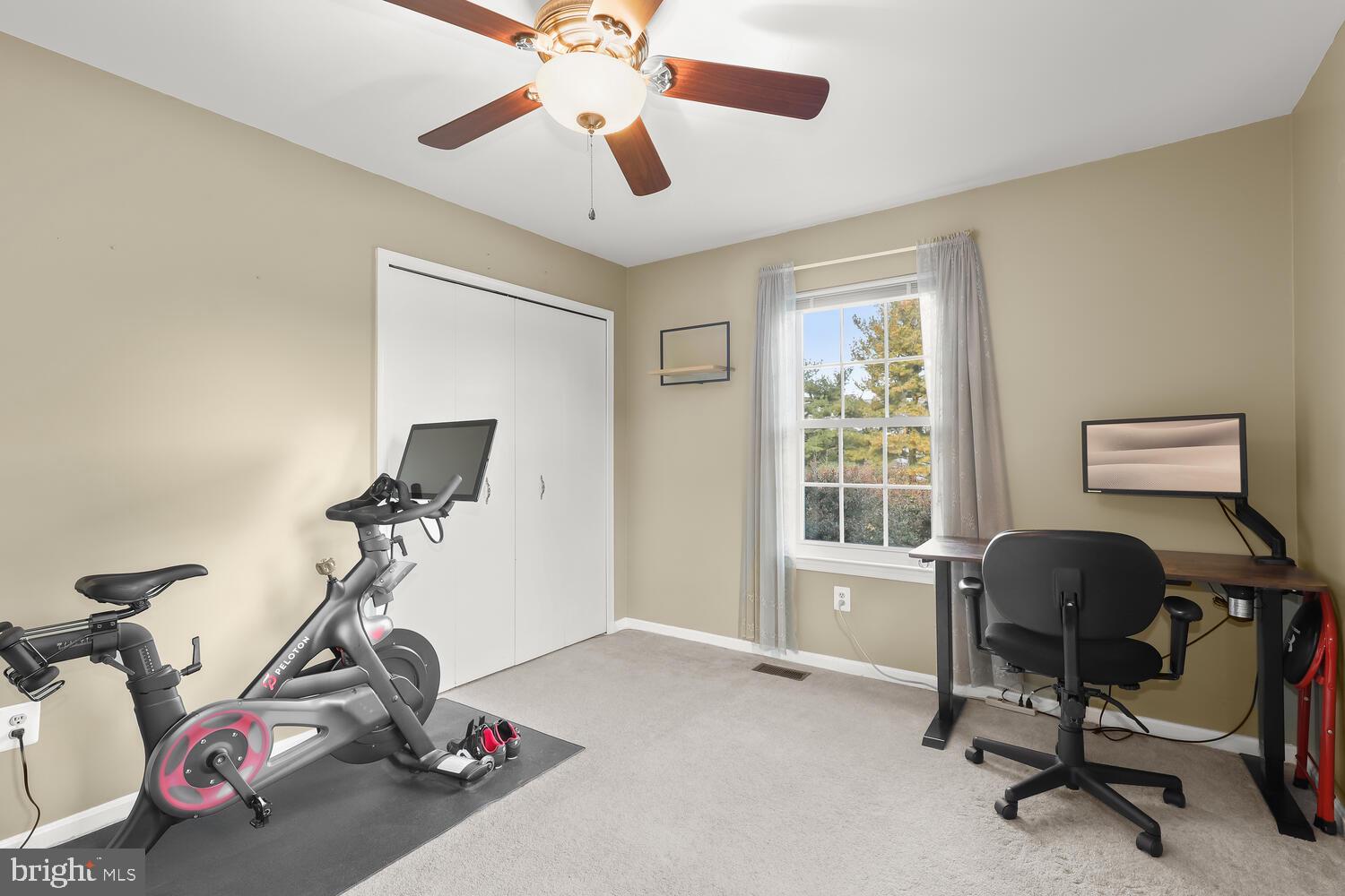 OAKS OF HARFORD - Residential