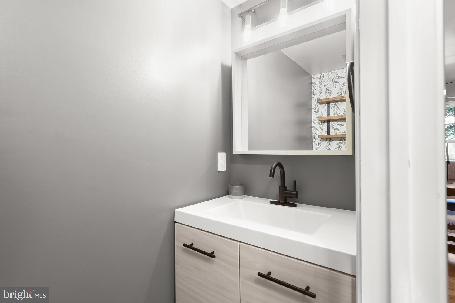 OAKS OF HARFORD - Residential