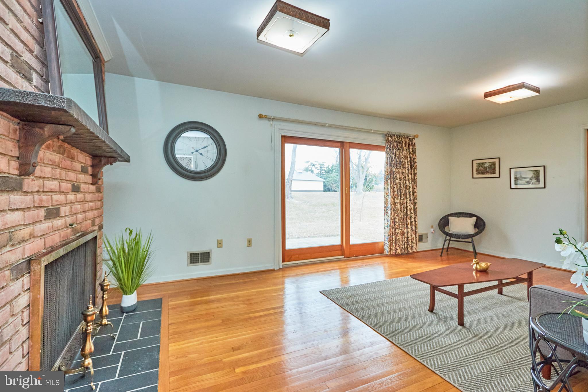 GYPSUM HILL - Residential