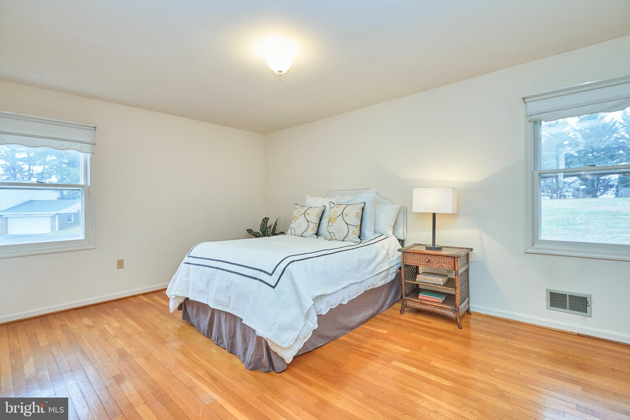 GYPSUM HILL - Residential