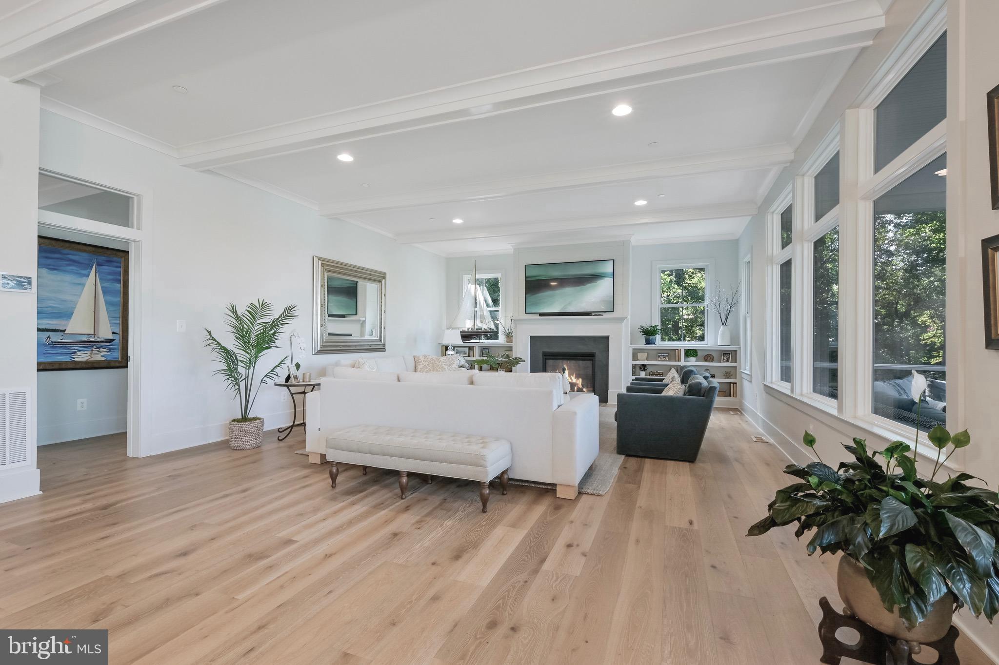 REGULARS - Residential