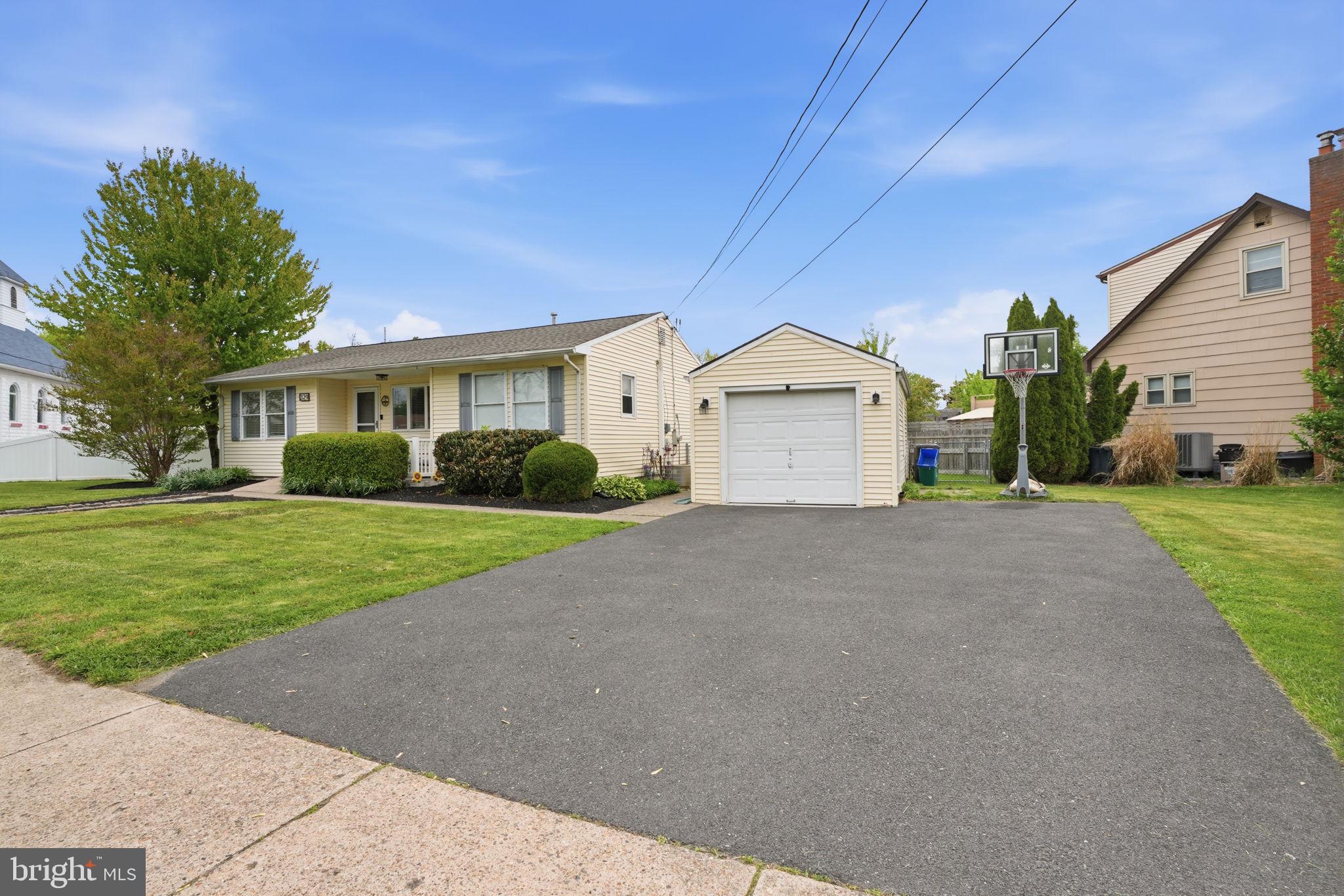 LANGHORNE GABLES - Residential