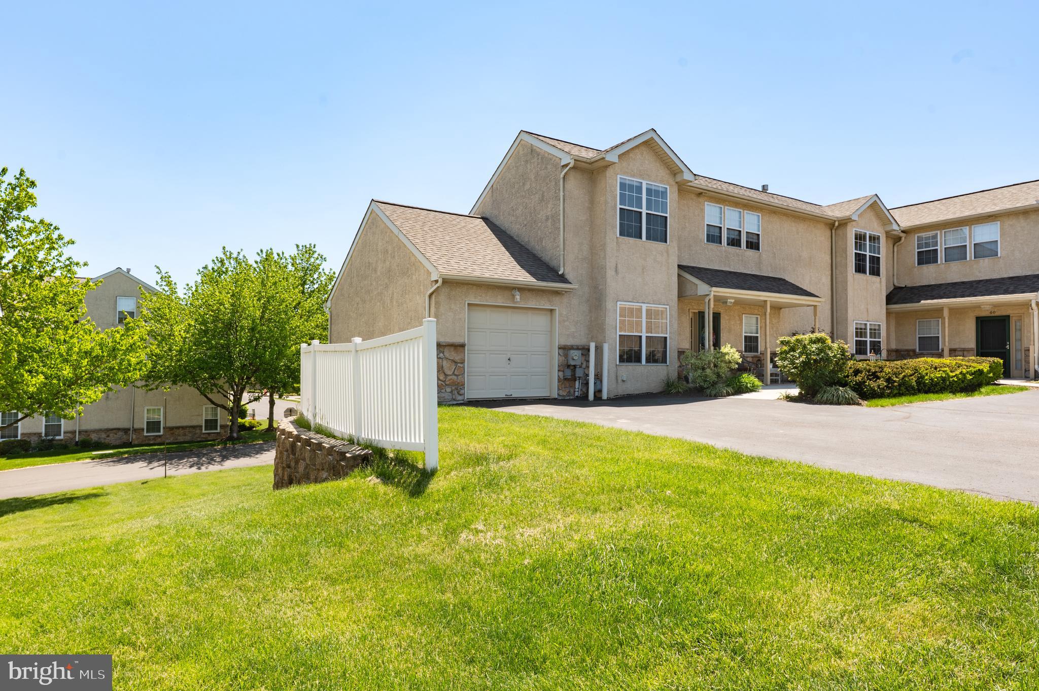 STUARTS KEEP - Residential