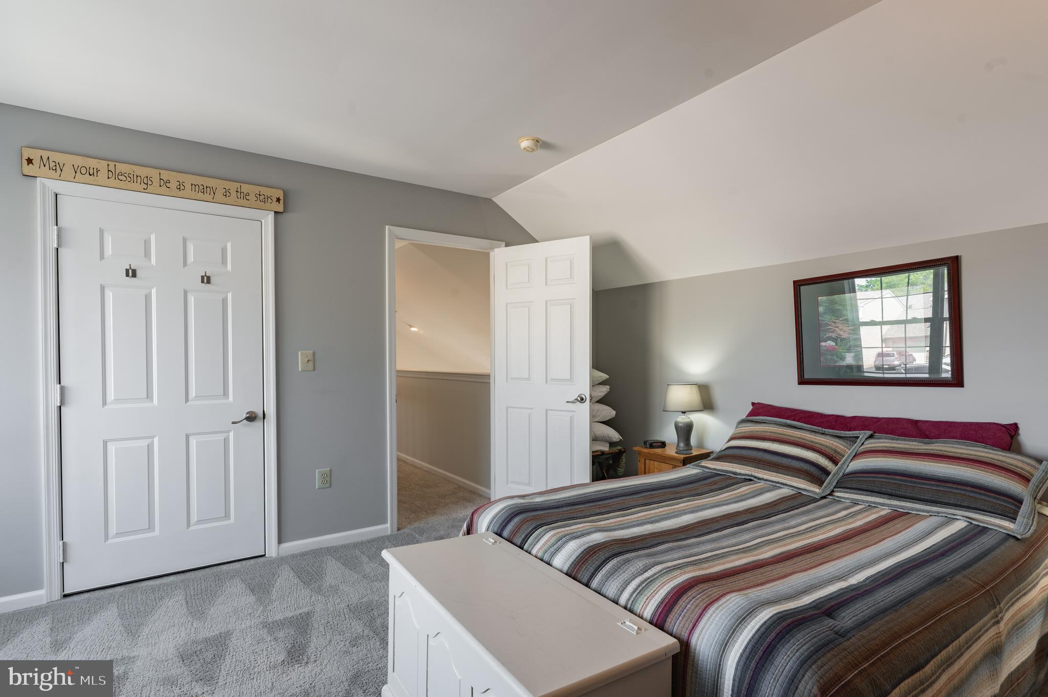 STUARTS KEEP - Residential