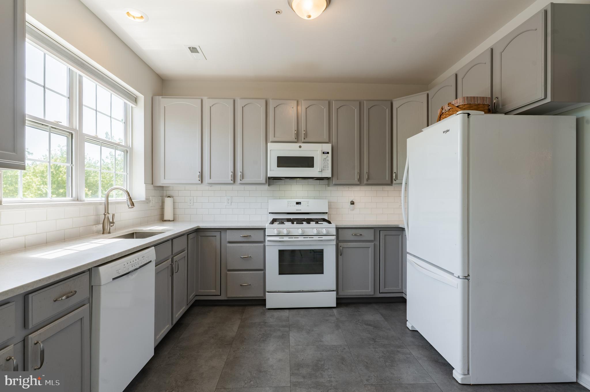 STUARTS KEEP - Residential