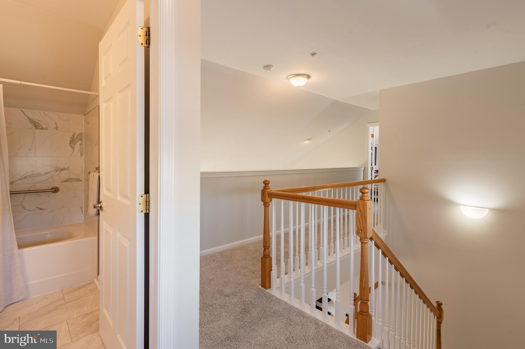 STUARTS KEEP - Residential