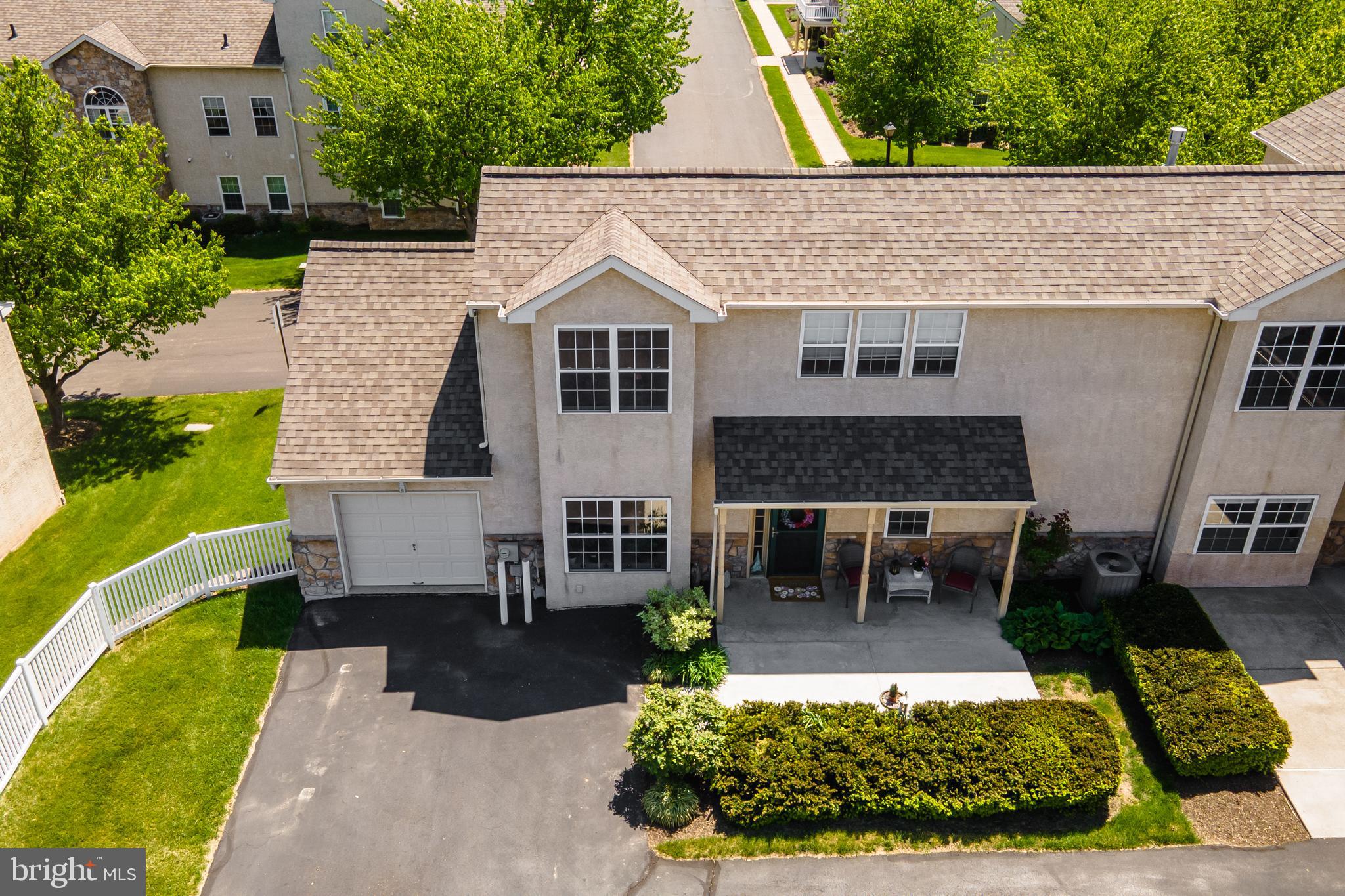 STUARTS KEEP - Residential