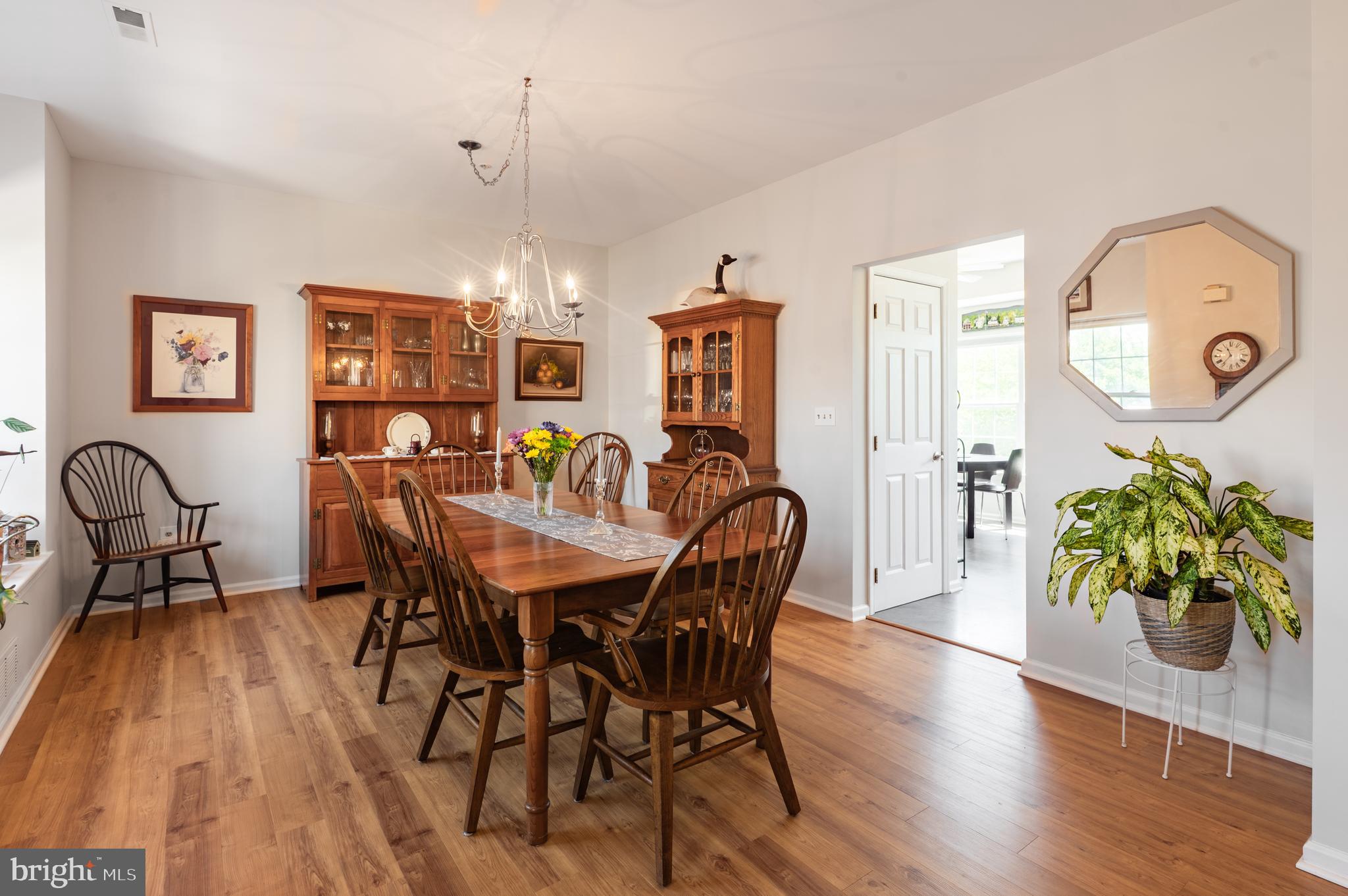STUARTS KEEP - Residential