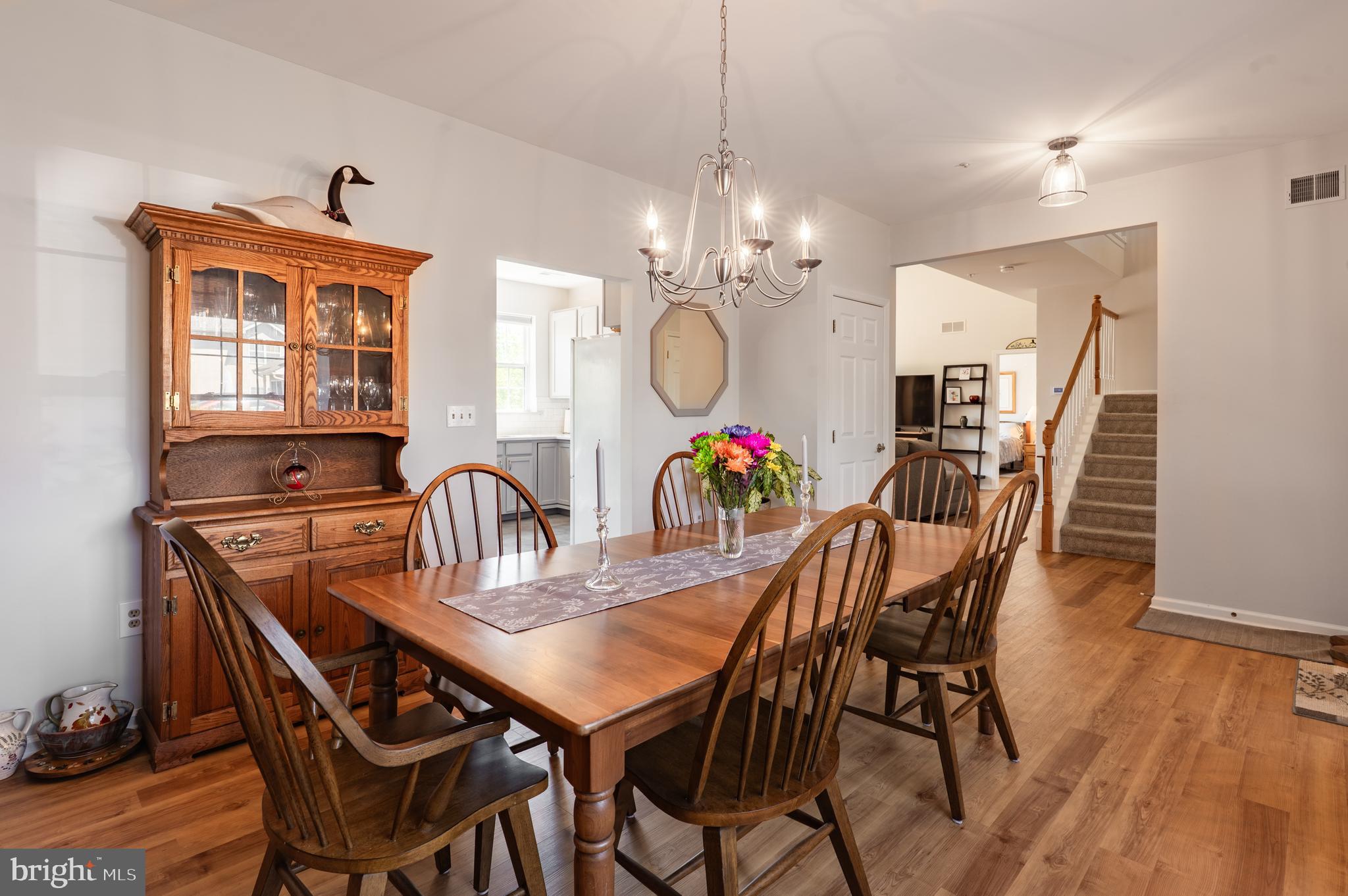 STUARTS KEEP - Residential