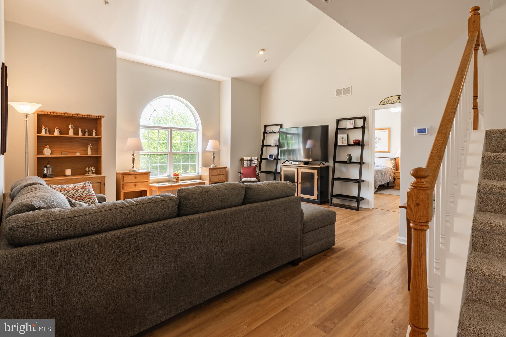 STUARTS KEEP - Residential