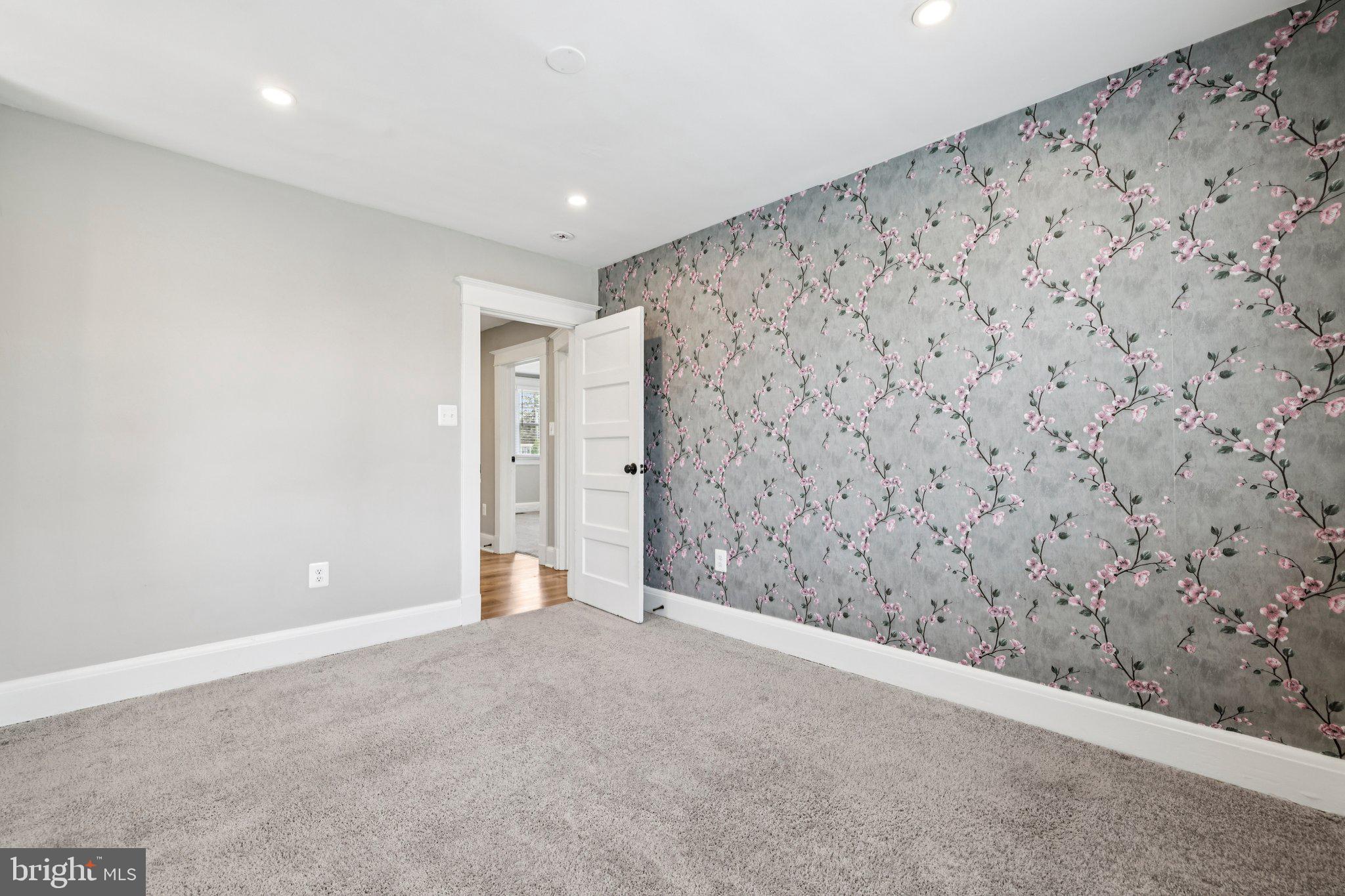 GWYNN OAK - Residential