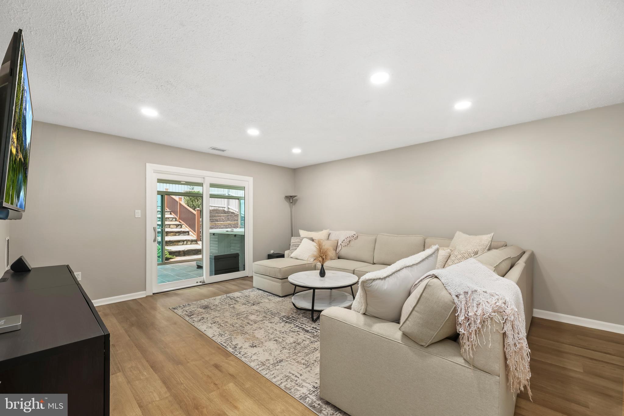WOODSTREAM - Residential