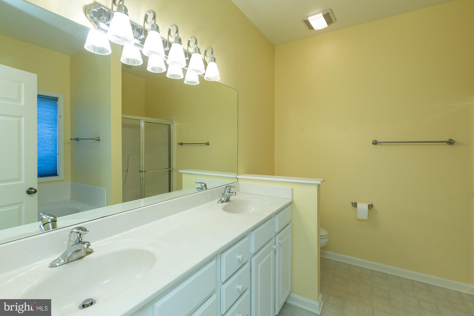 HAMMONDS MILL - Residential