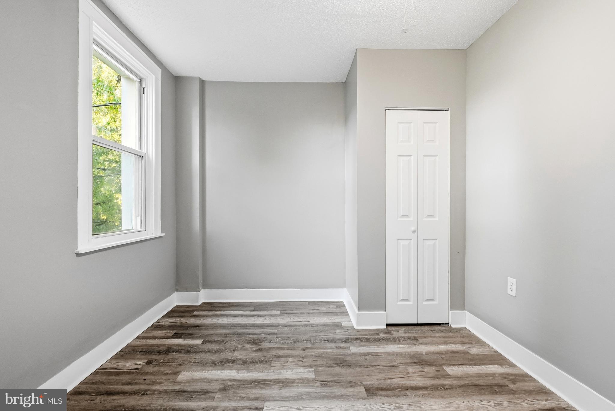 WAVERLY - Residential Lease