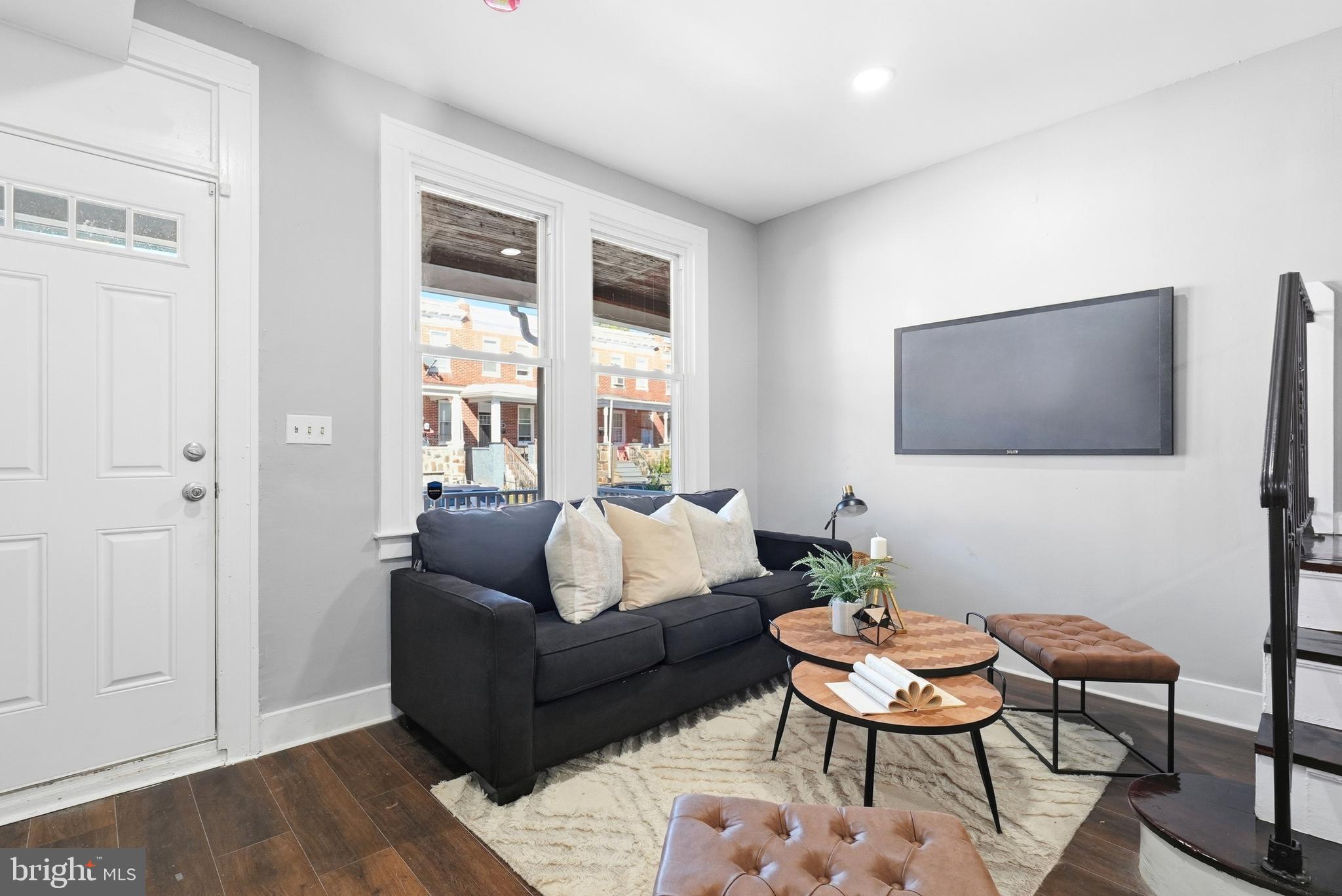 WAVERLY - Residential Lease