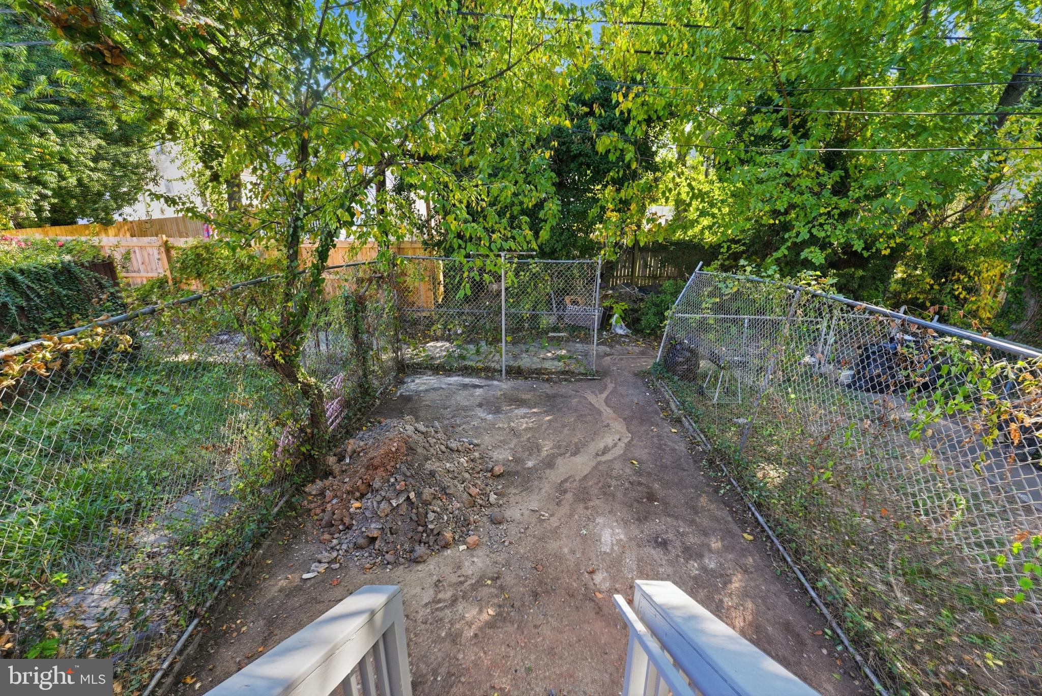 WAVERLY - Residential Lease