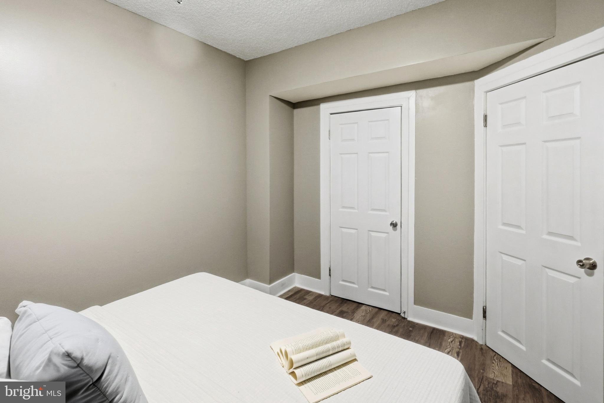 WAVERLY - Residential Lease