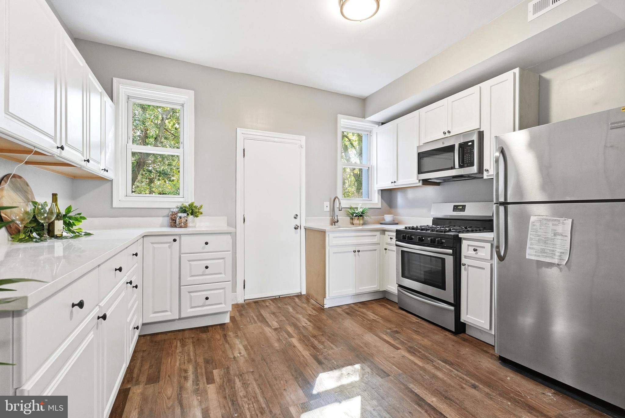 WAVERLY - Residential Lease