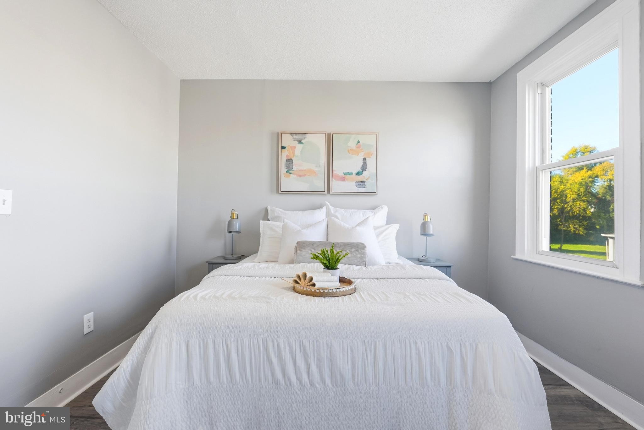 WAVERLY - Residential Lease