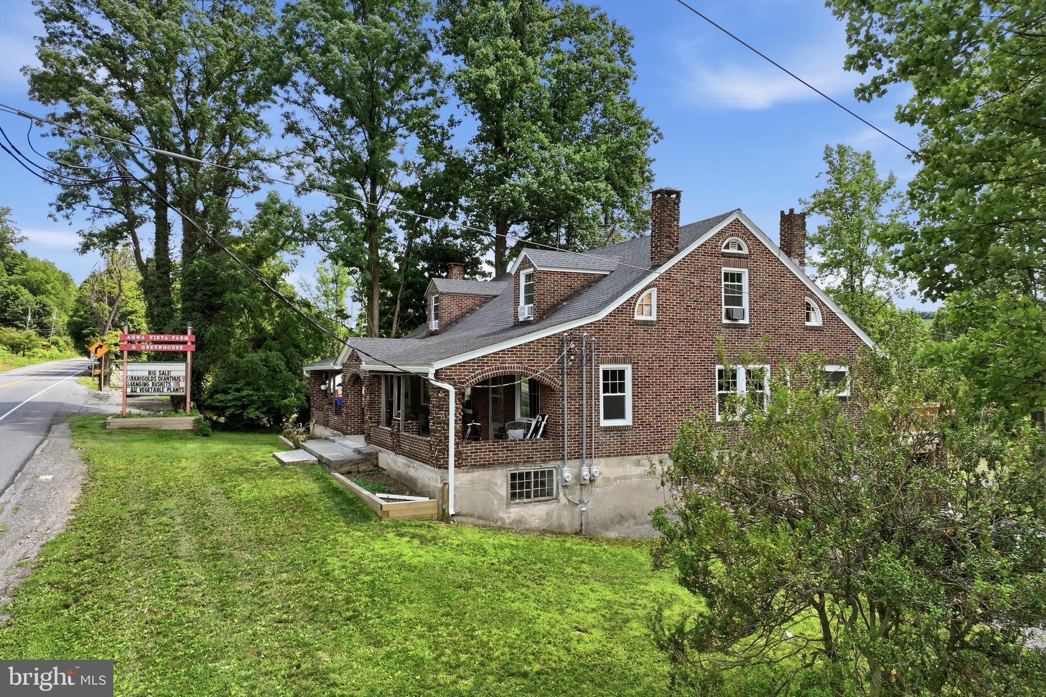 429 RIVERVIEW DRIVE