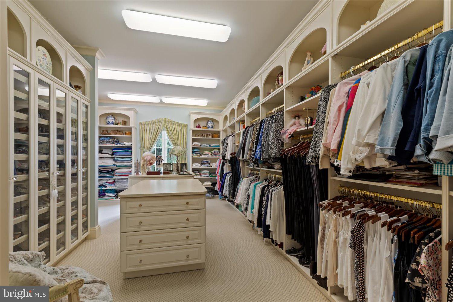 RIVER BEND - Residential