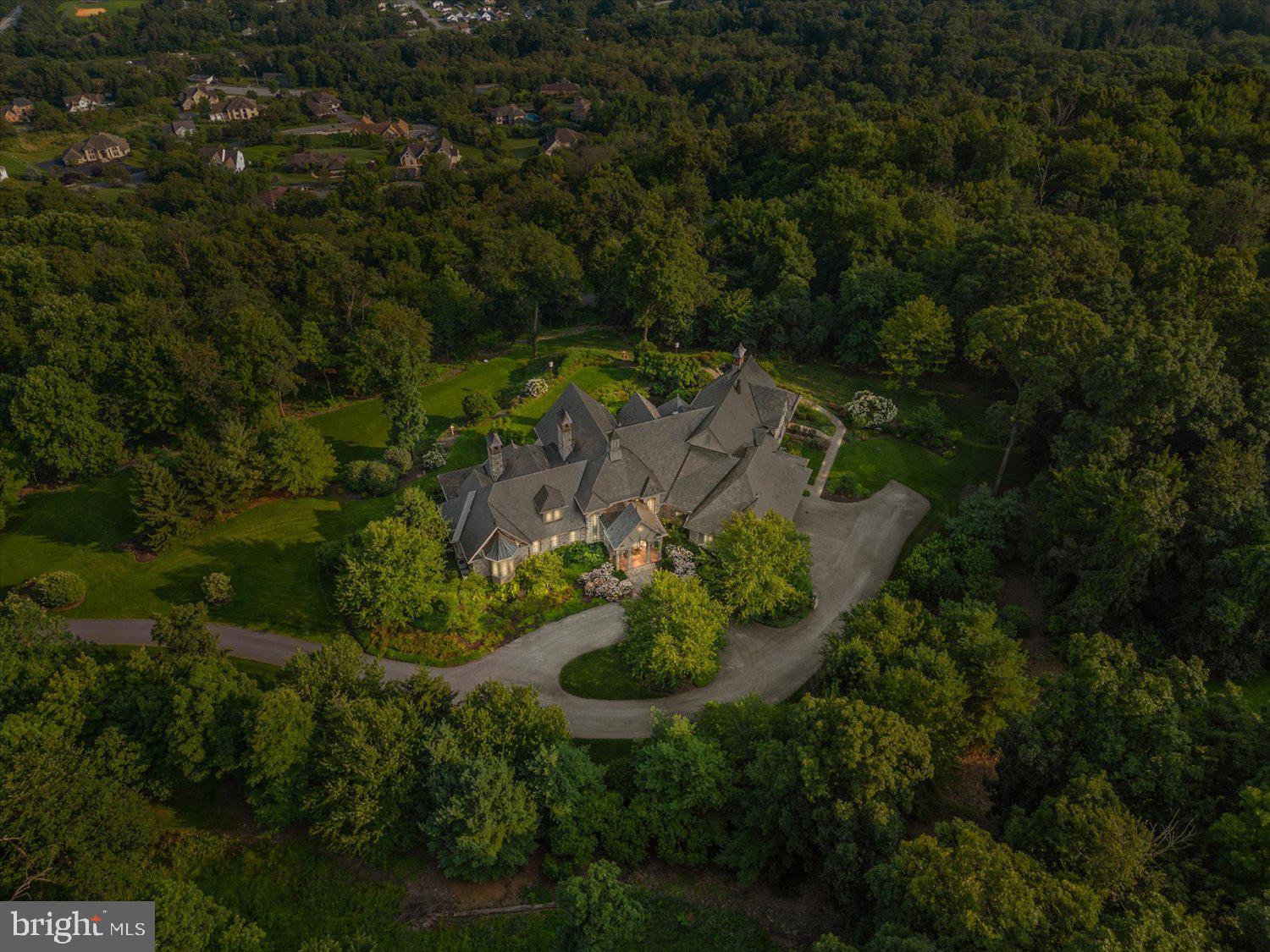 RIVER BEND - Residential