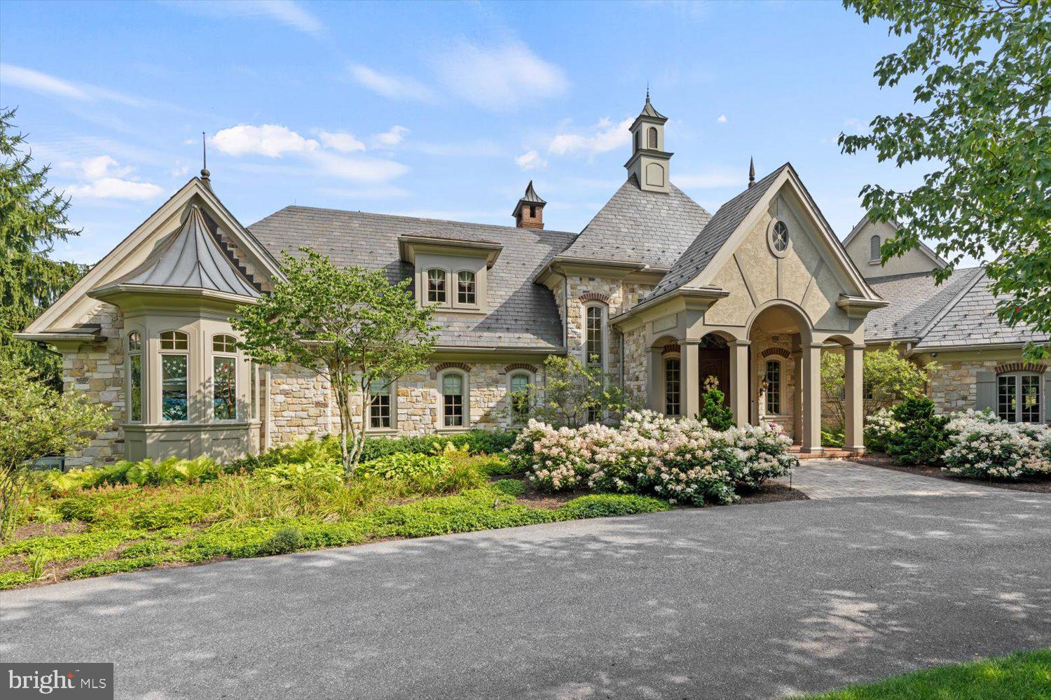 RIVER BEND - Residential