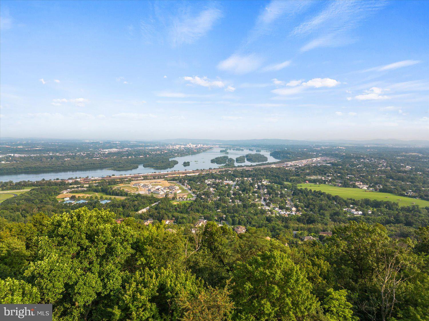RIVER BEND - Residential