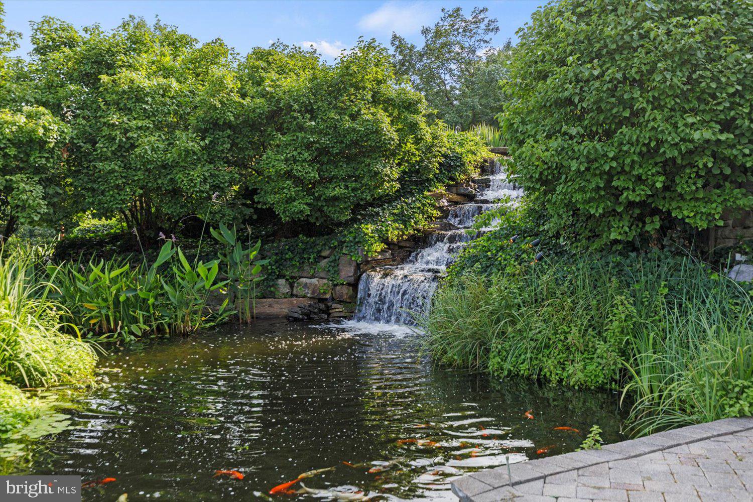 RIVER BEND - Residential