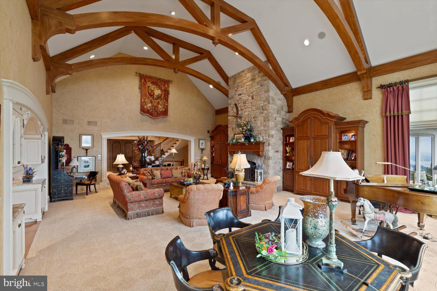 RIVER BEND - Residential