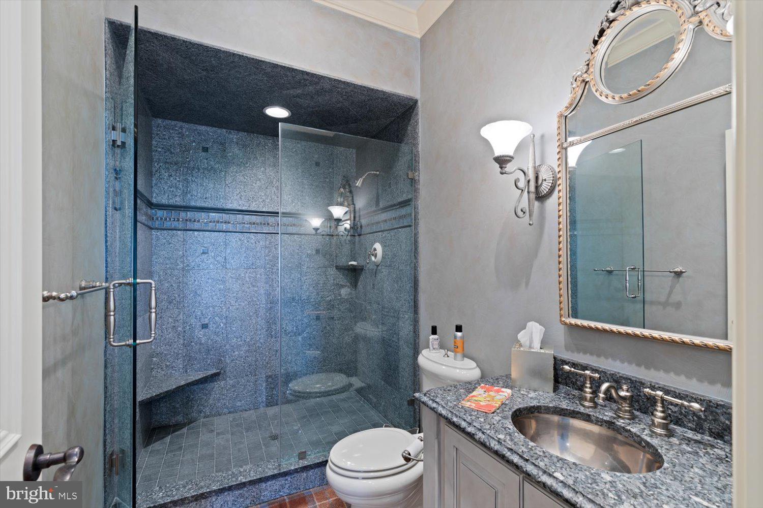 RIVER BEND - Residential