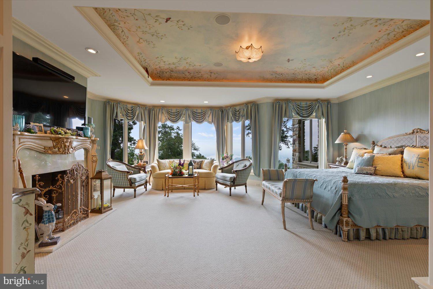 RIVER BEND - Residential