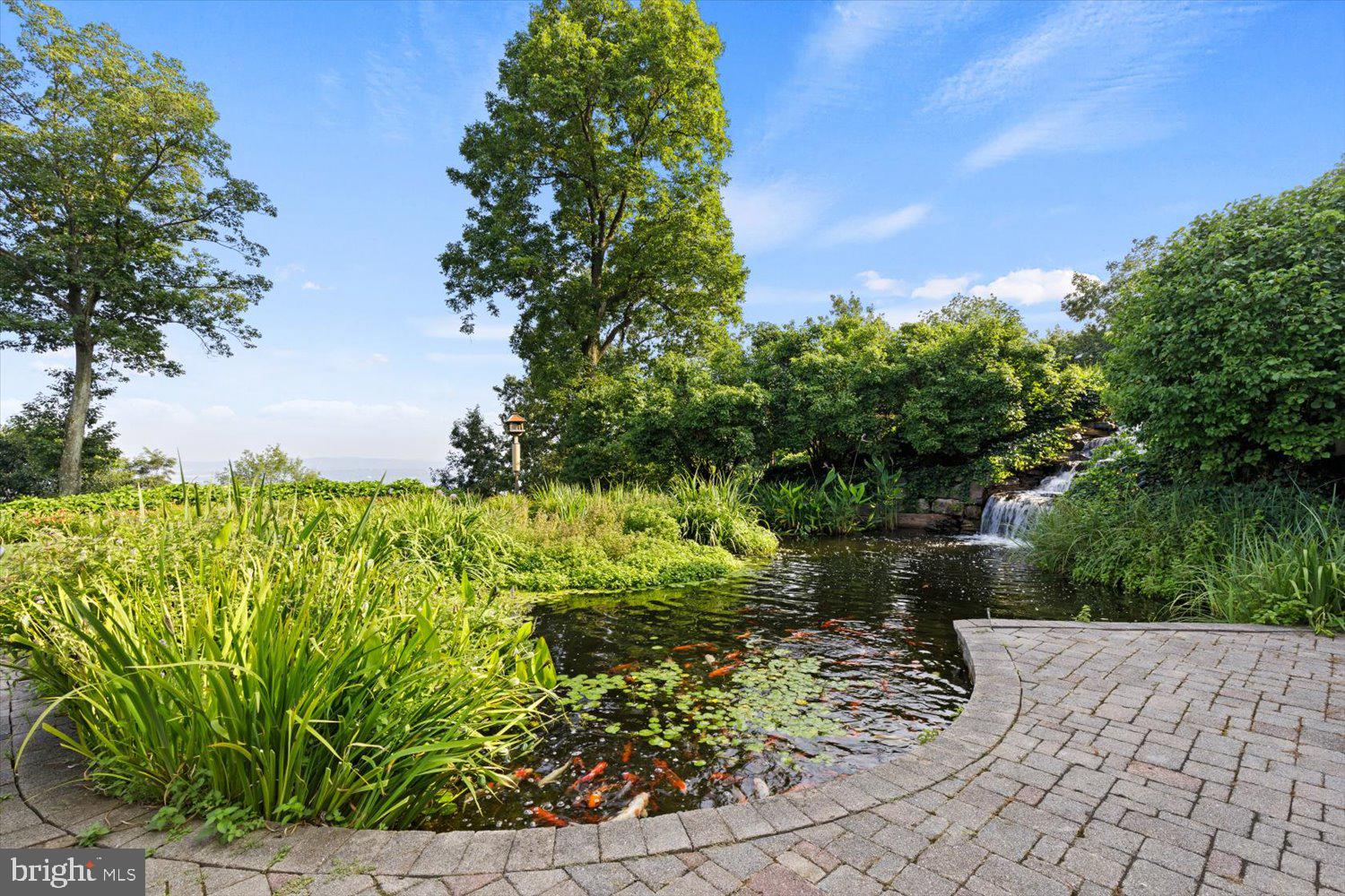 RIVER BEND - Residential