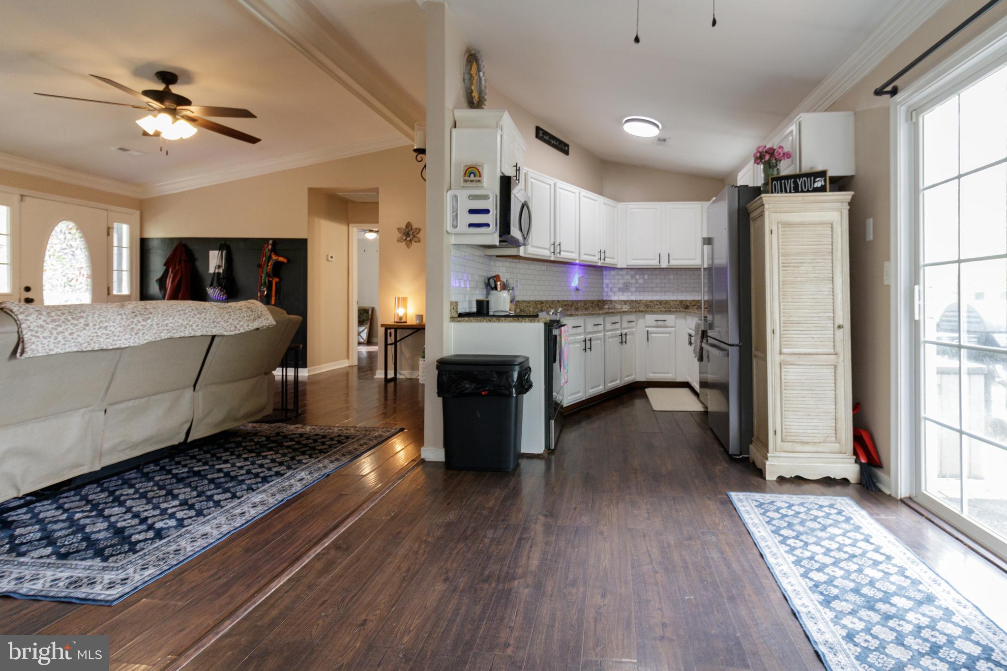 BLUE MOUNTAIN - Residential