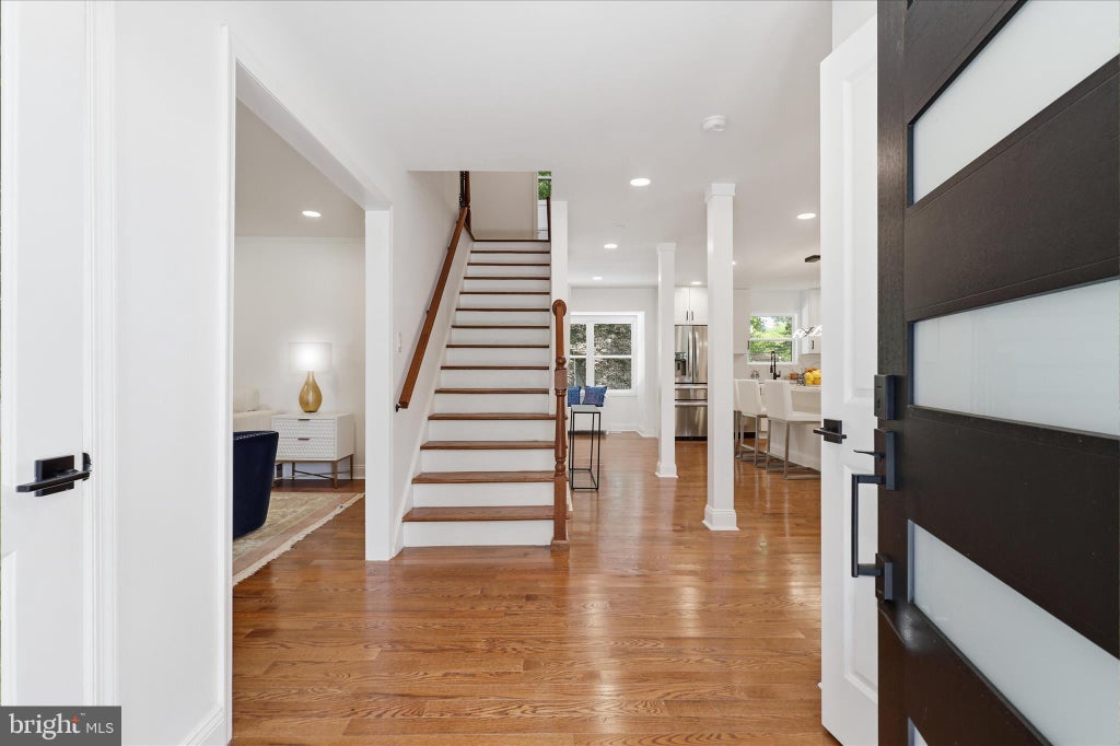 Photo of 4773 Farndon Court, FAIRFAX, VA 22032 (MLS # VAFX2316886)