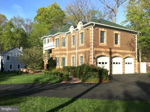 MLS: MDMC2213586