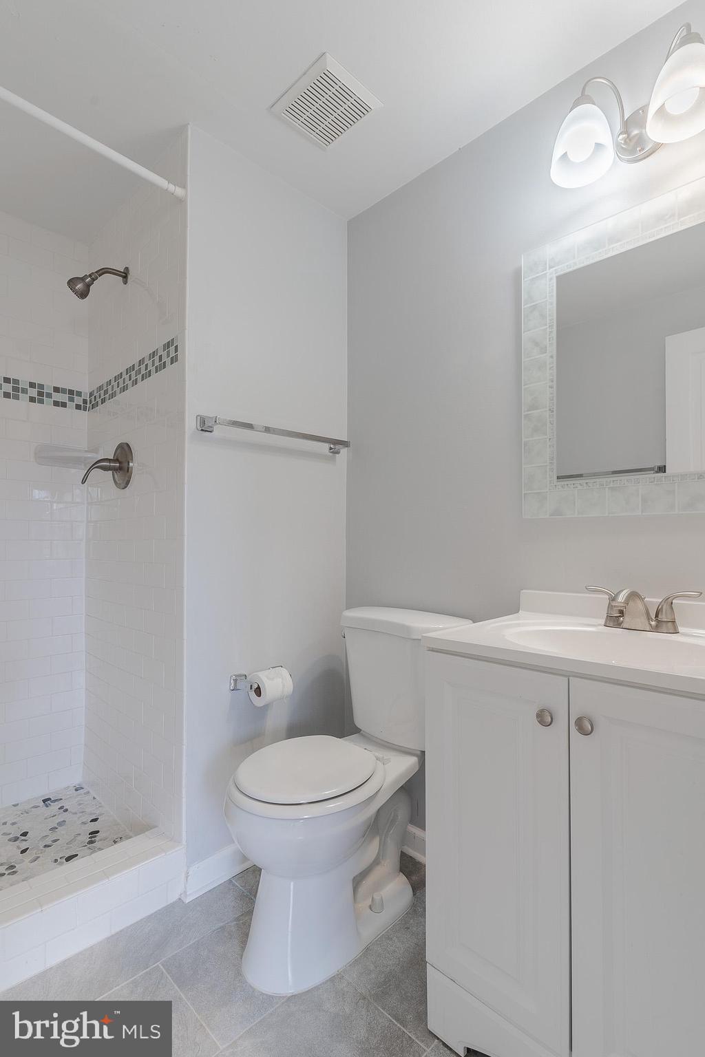 NEWGATE - Residential Lease