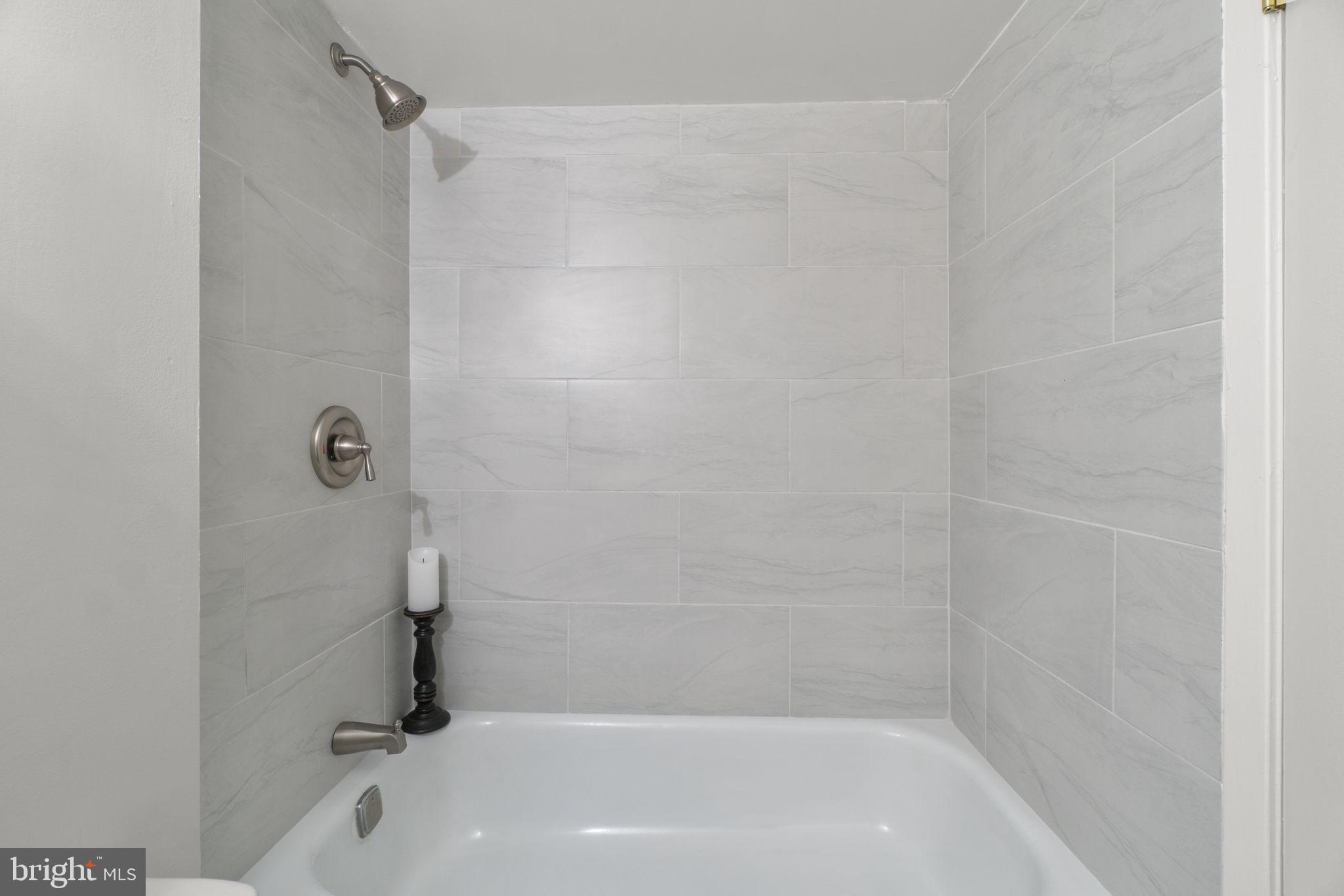 WOODSIDE SQUARE - Residential