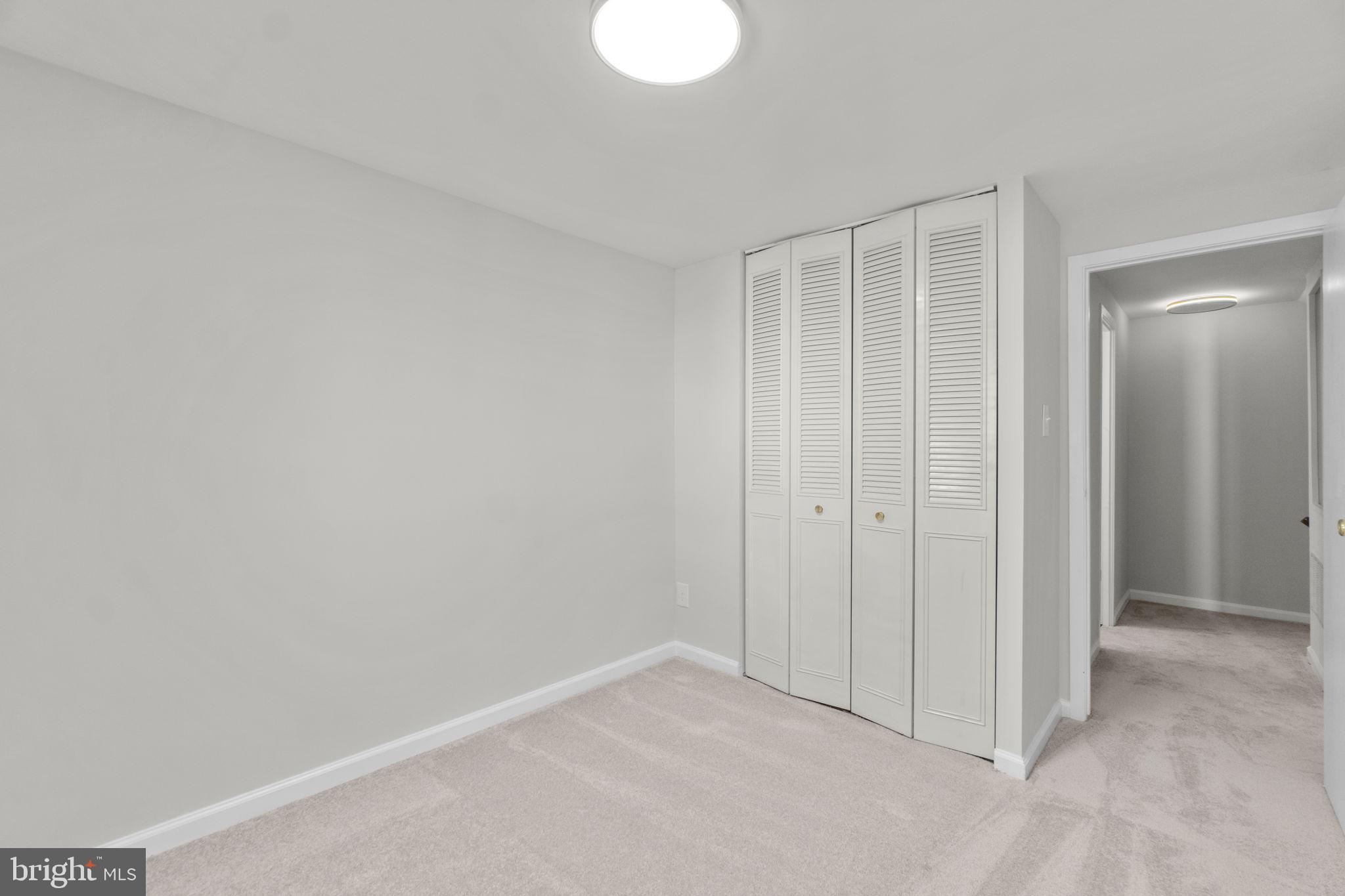 WOODSIDE SQUARE - Residential