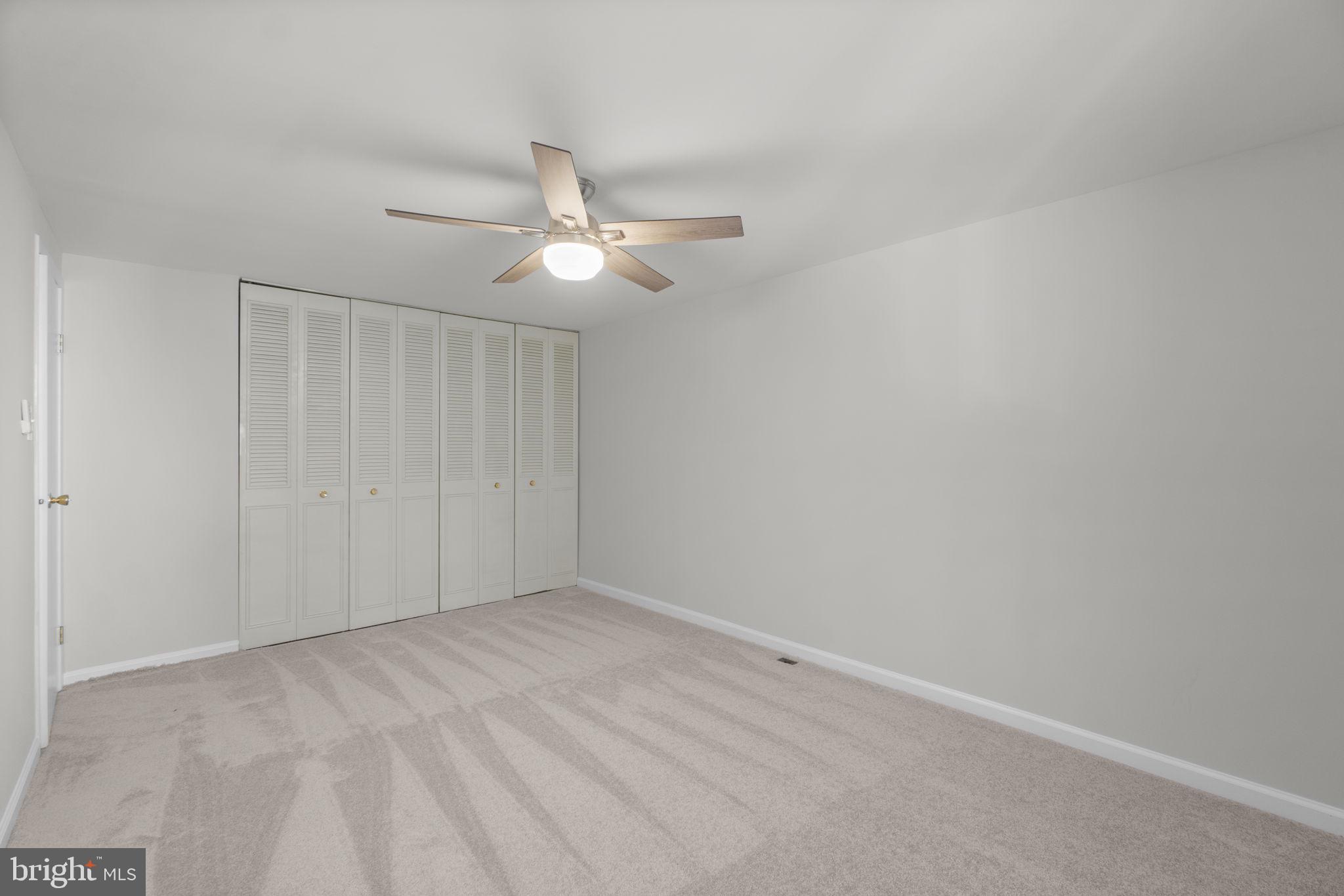 WOODSIDE SQUARE - Residential