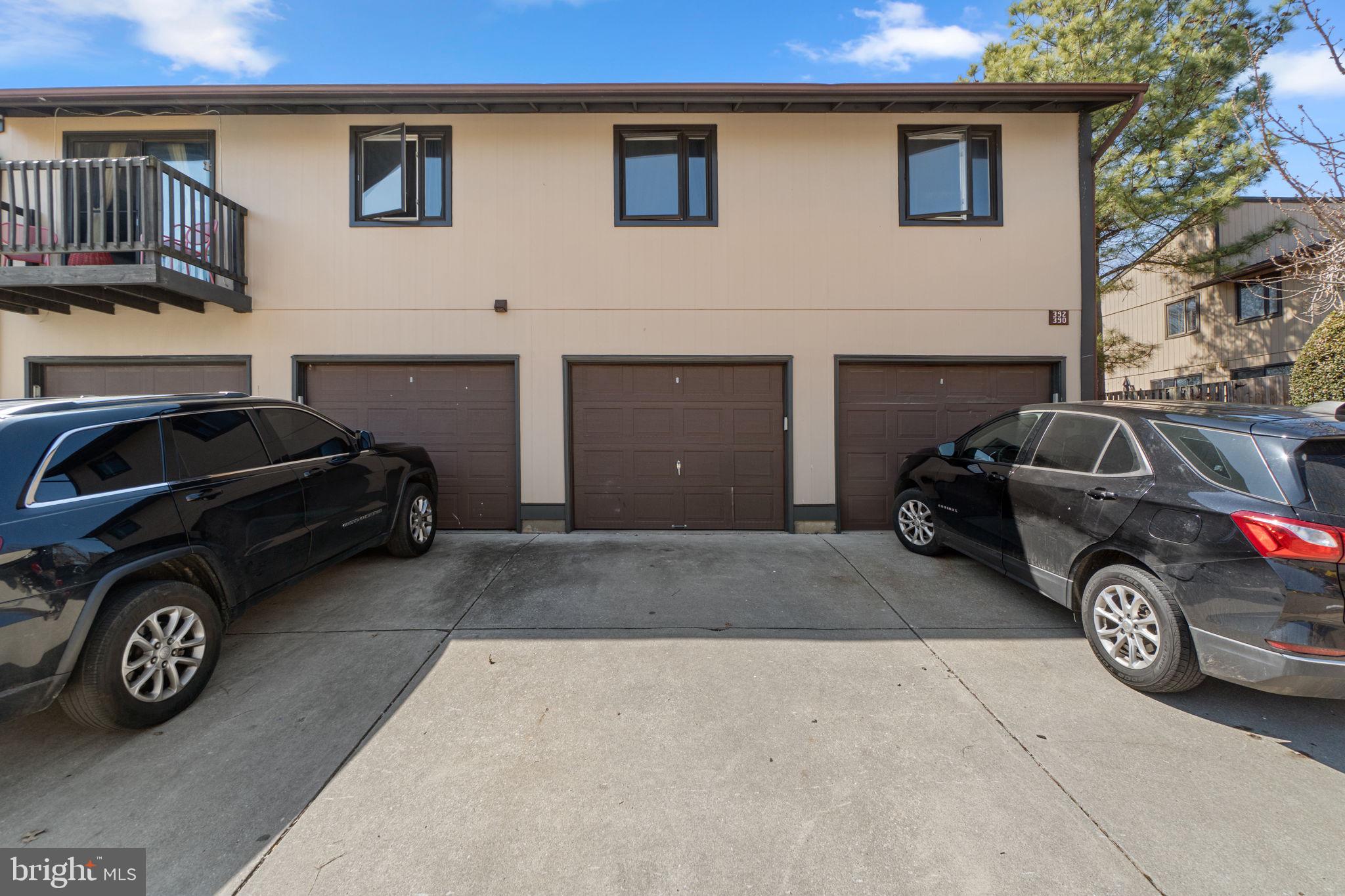 WOODSIDE SQUARE - Residential