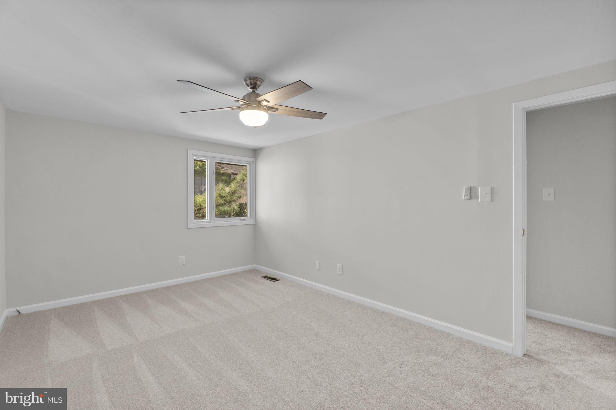 WOODSIDE SQUARE - Residential