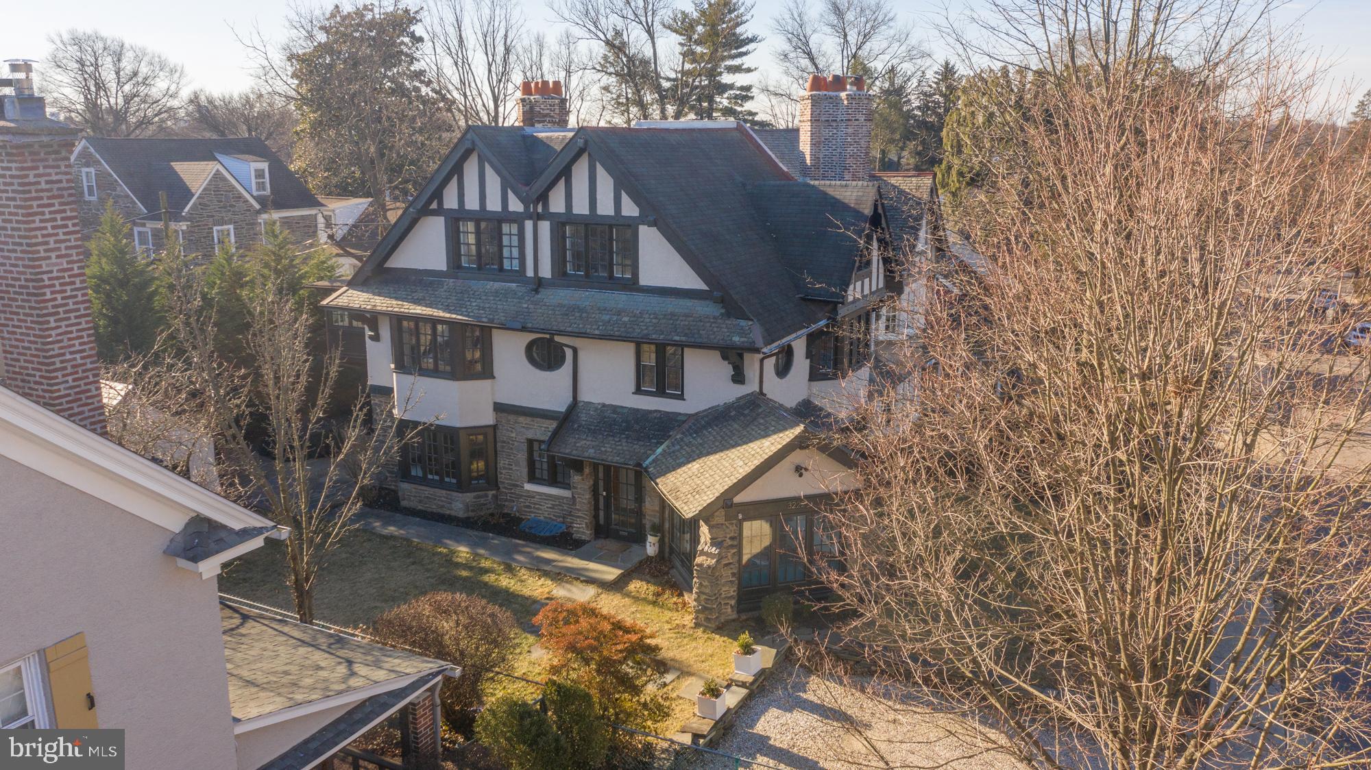 EAST FALLS - Residential