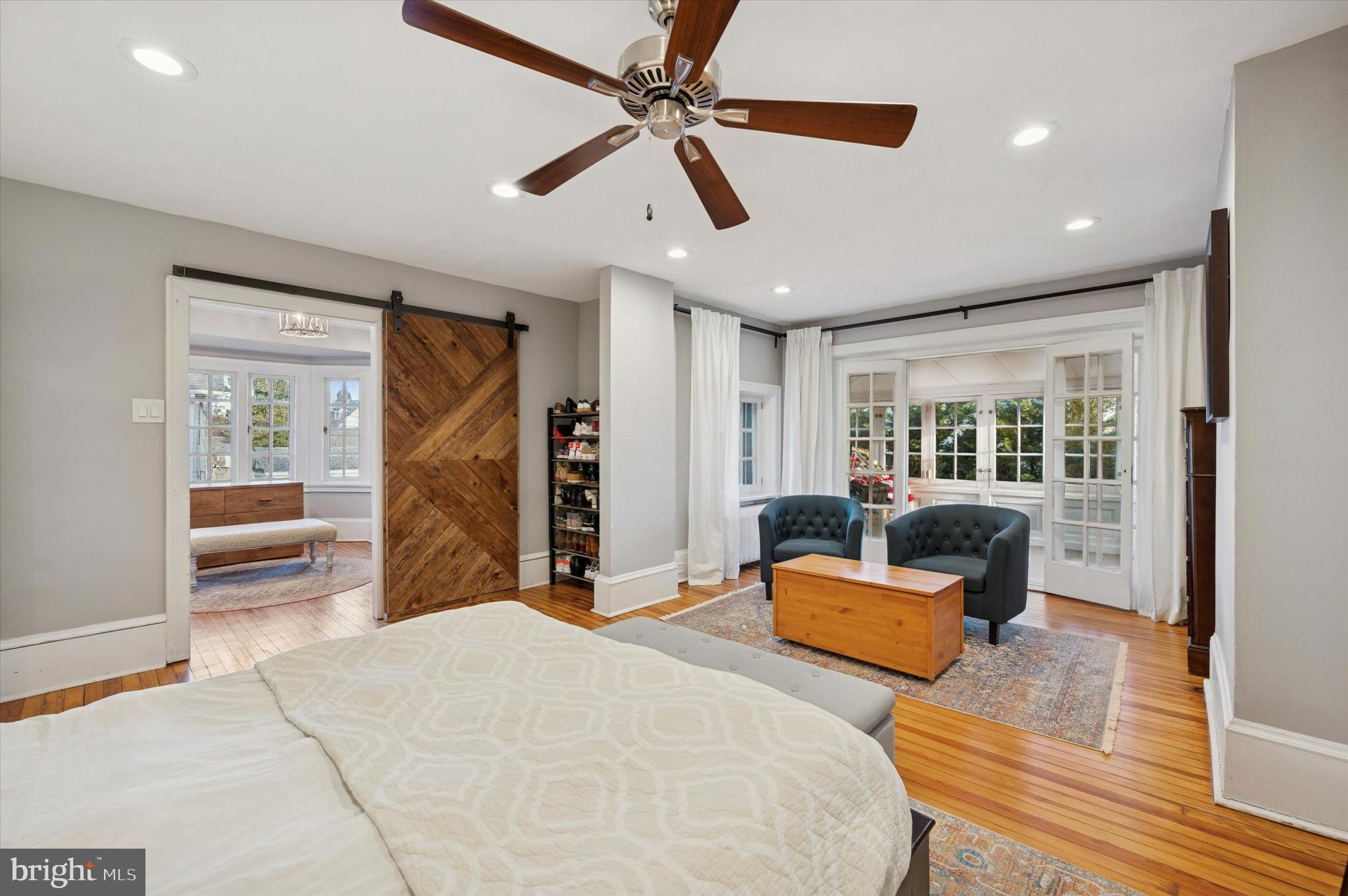 EAST FALLS - Residential