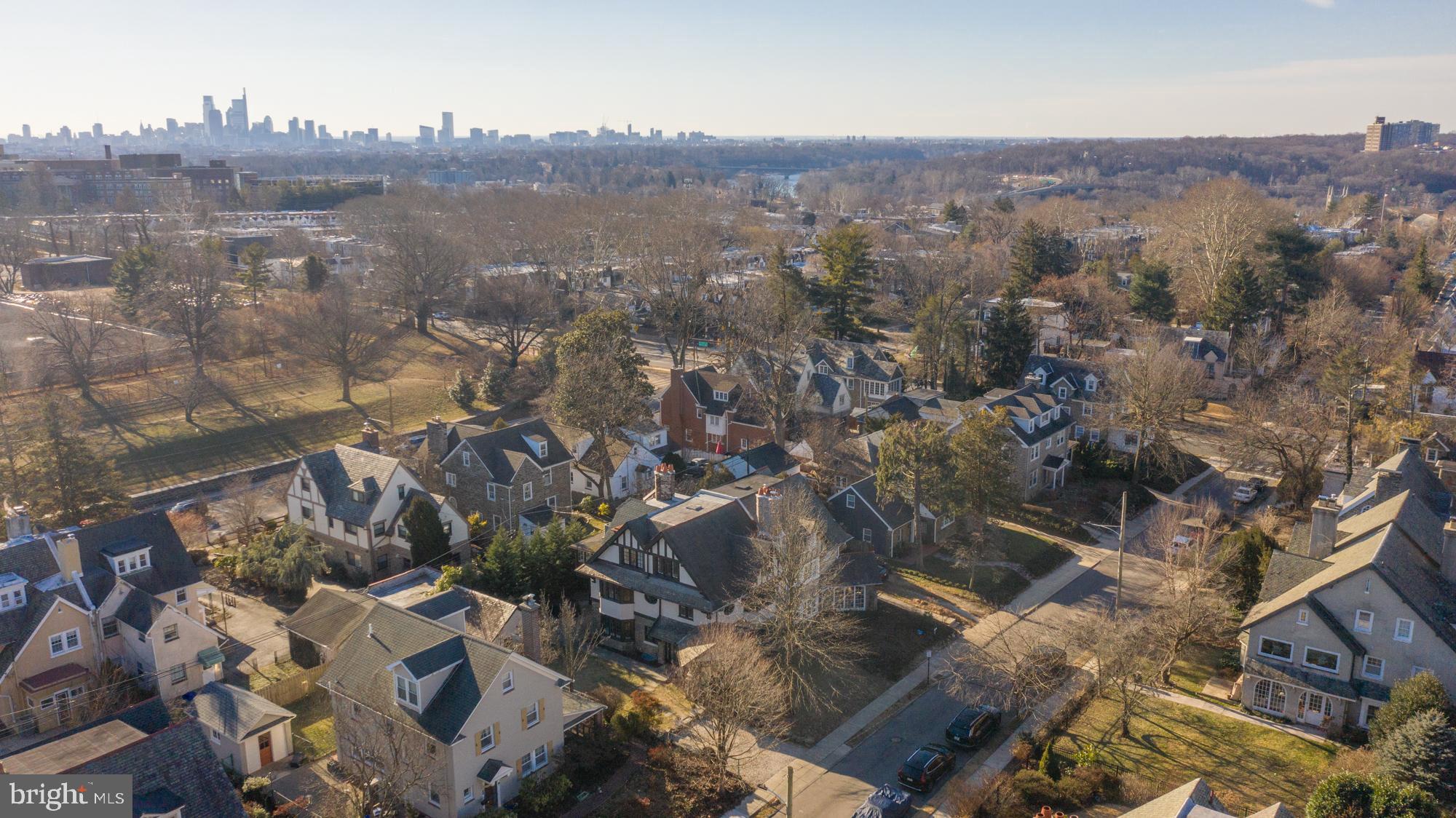 EAST FALLS - Residential