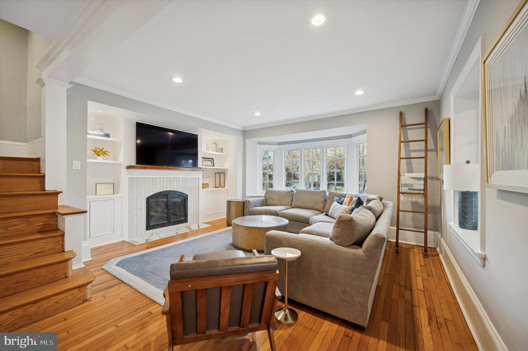 EAST FALLS - Residential